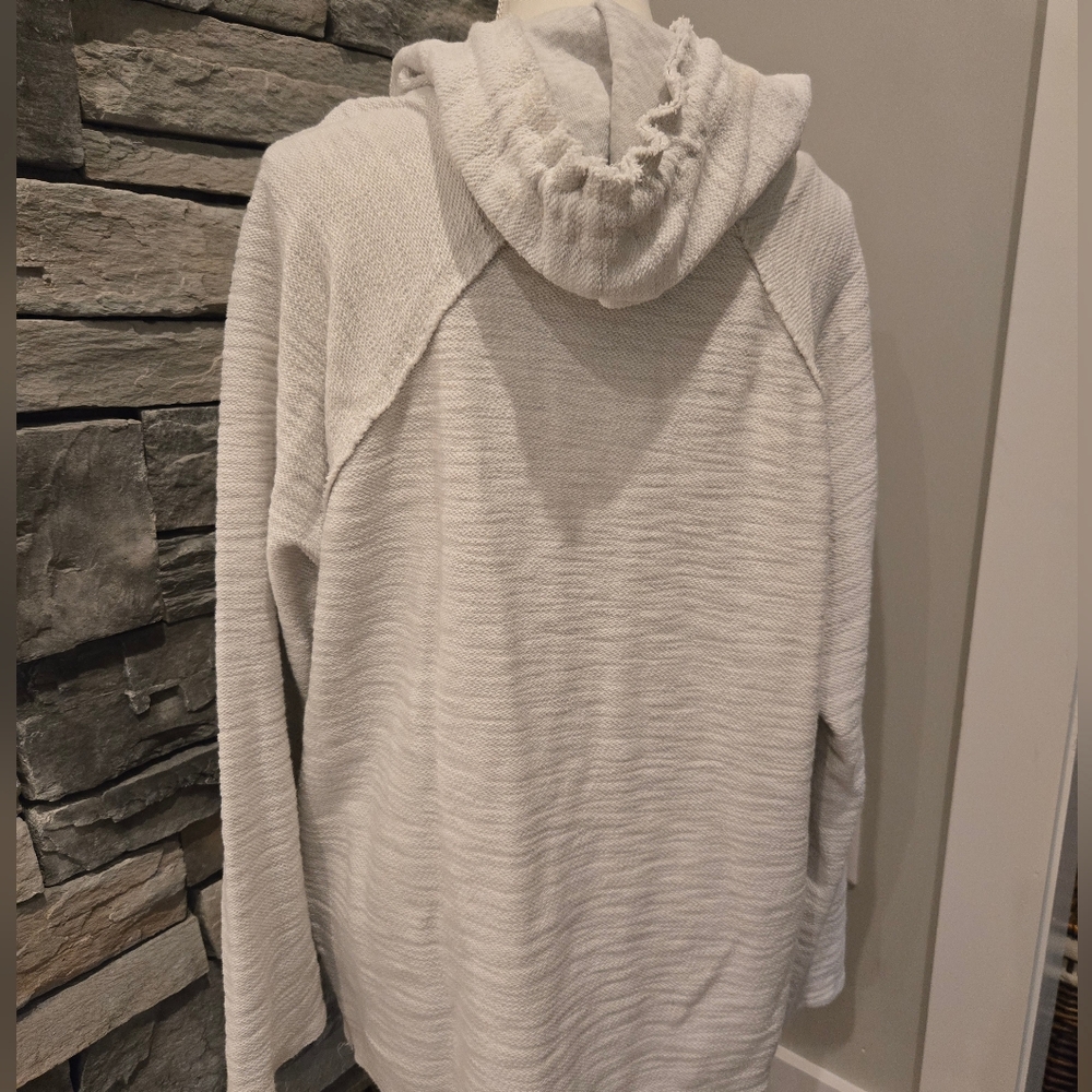 😁Black Octopus East Coast Skull Oversized White Graphic Hoodie Size Medium - Picture 5 of 6